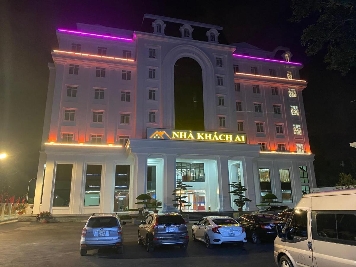 Khach San A1 Lang Son Hotel Buitenkant foto