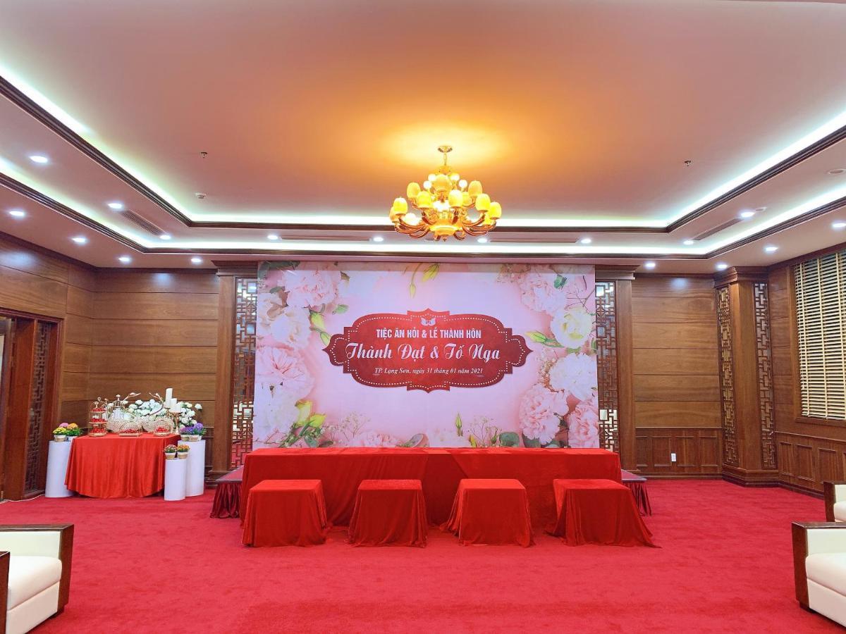 Khach San A1 Lang Son Hotel Buitenkant foto